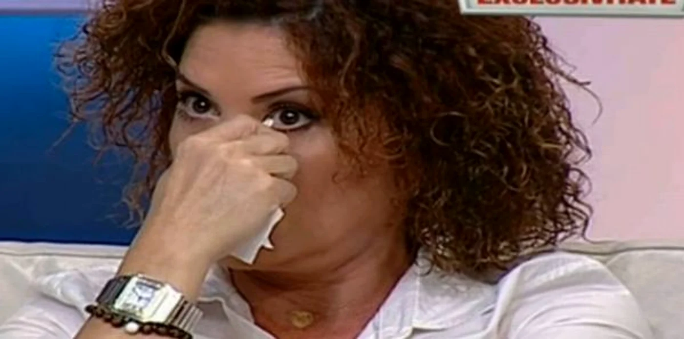 Artista nu s-a mai putut controla şi a izbucnit în lacrimi