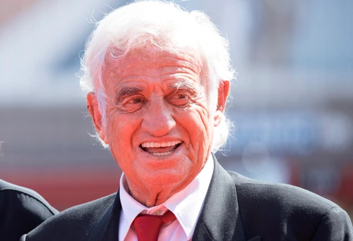 Jean-Paul Belmondo (aici, alături de actrița Raquel Welch, în 1977) a fost o emblemă a Noului Val francezfoto: Getty Images