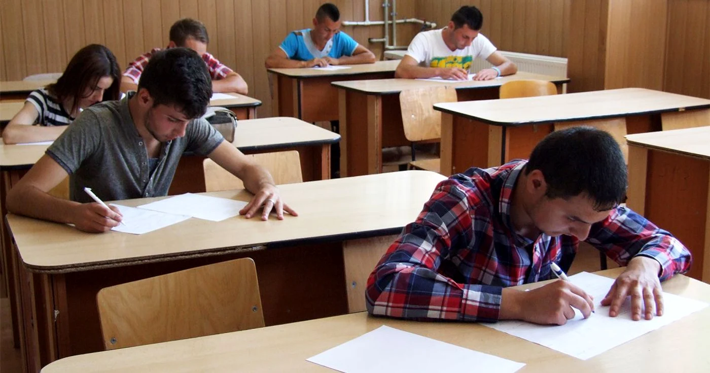 Elevii pot alege să susţină examenul la orice limbă străină studiată în liceu