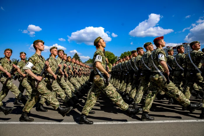 Soldați din Belarus la paradă FOTO Shutterstock 