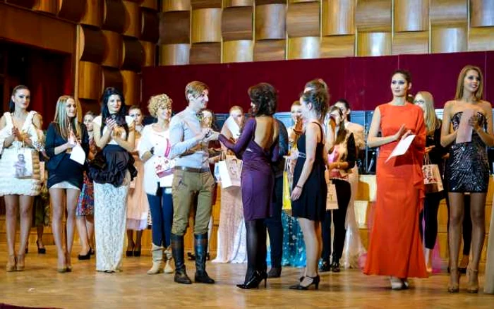 La eveniment au participat 12 tineri designeri din zona de vest FOTO Călin Andra