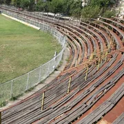 Stadionul "Extensiv" e o ruină