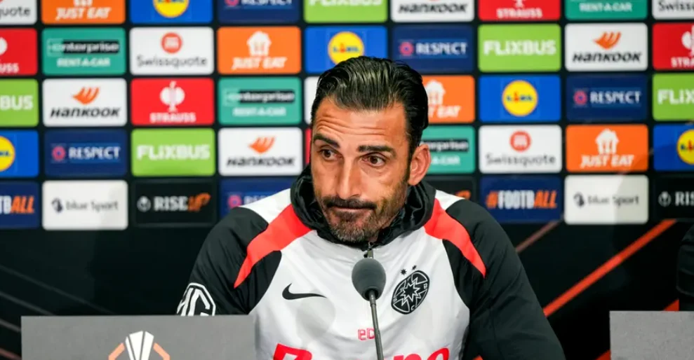 Frustrare la cote maxime. S-au apucat la bătaie, pe culoar, la pauza meciului FCSB-Fenerbahce. Elias Charalambous, în prim plan