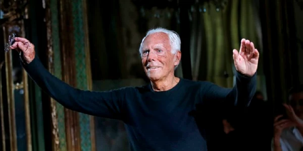 Giorgio Armani FOTO Twitter