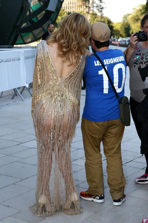 The Art of Giving Love Ball Naked Heart Foundation Arrivals Paris jpeg