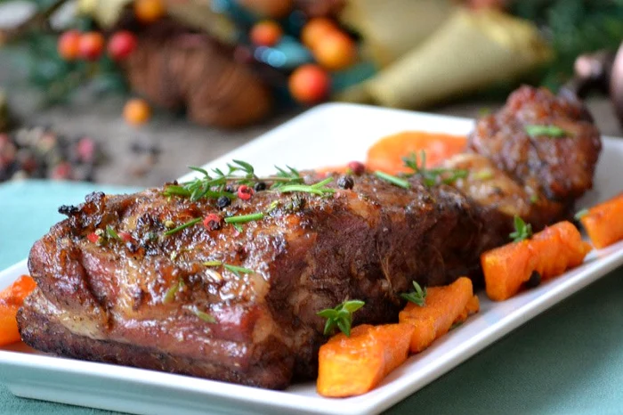 
    Costiţă  de porc caramelizată  