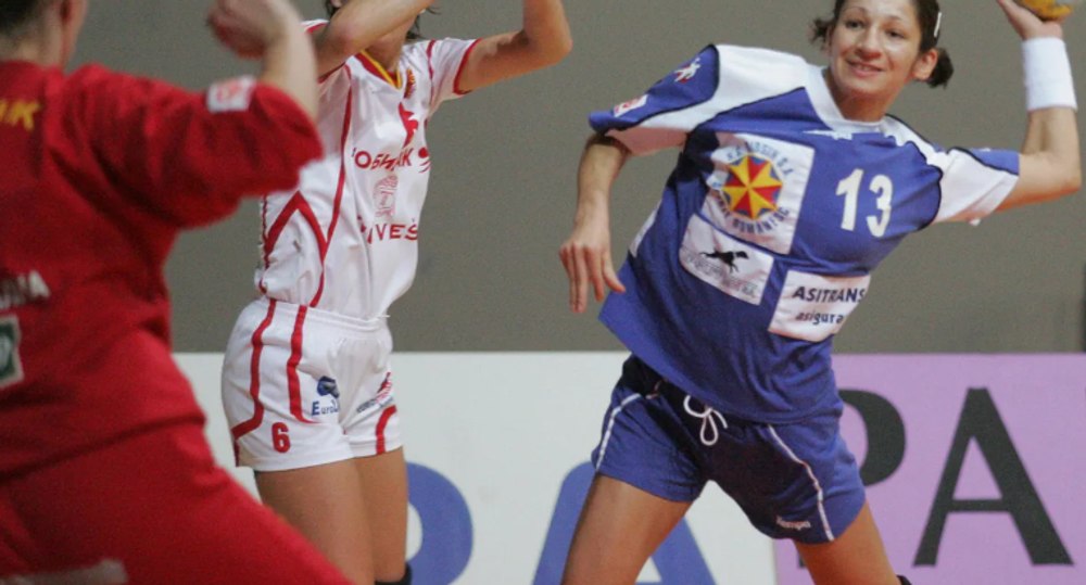 Când genunchii cedează, dar sufletul nu: lecția de viață a Cristinei Vărzaru. Traiul modest din spatele celor patru titluri în Liga Campionilor