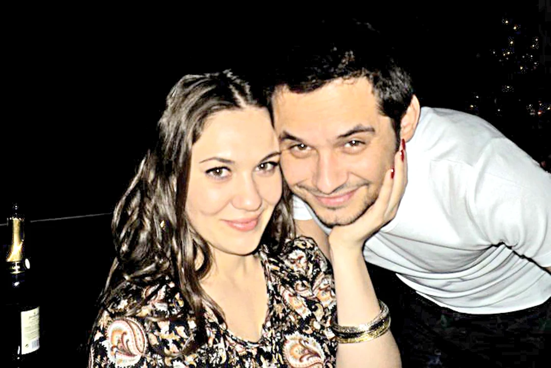 Mihai şi Ioana  sunt împreună  de trei ani