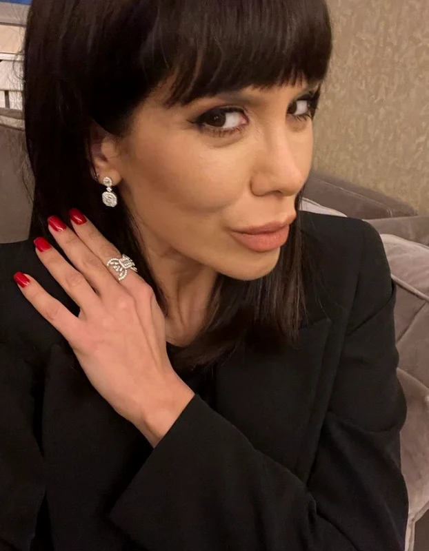 denise rifai 2 png