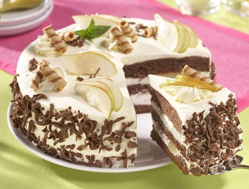 tort de ciocolata cu pere jpeg