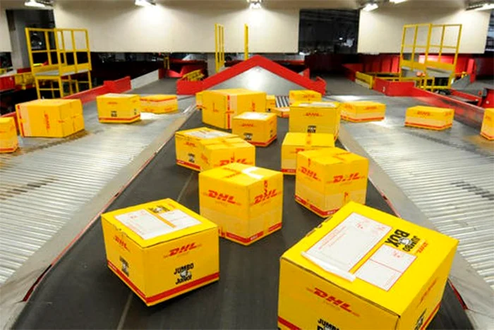 Colete DHL/FOTO:Facebook
