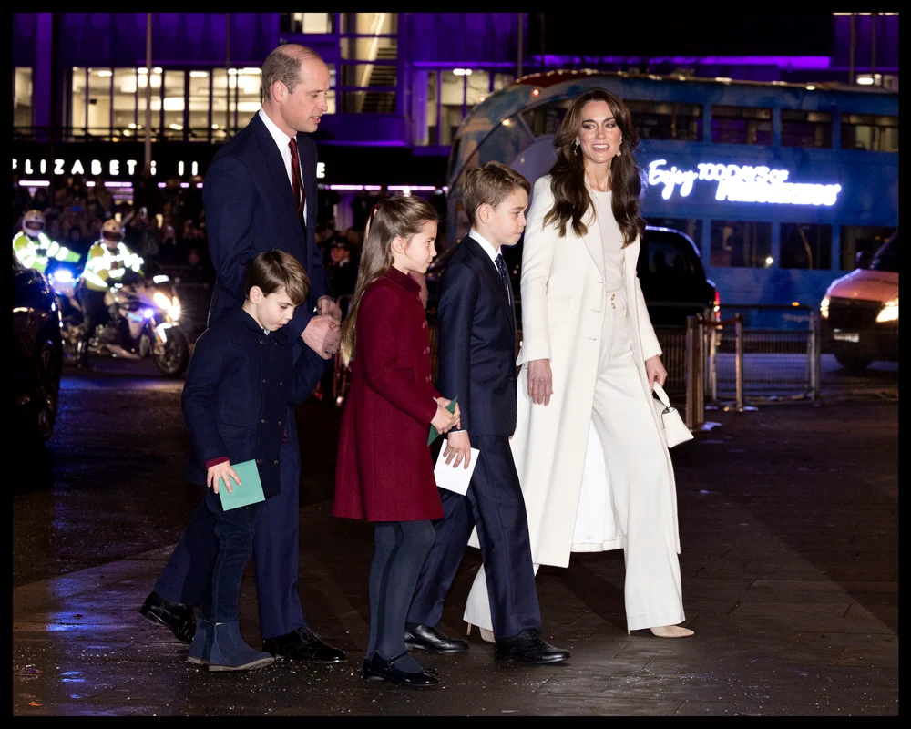 Kate Middleton, Prințul William, Prințul George, Prințesa Charlotte și Prințul Louis