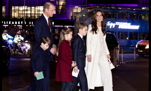 Kate Middleton, Prințul William, Prințul George, Prințesa Charlotte și Prințul Louis  foto   Profimedia jpg