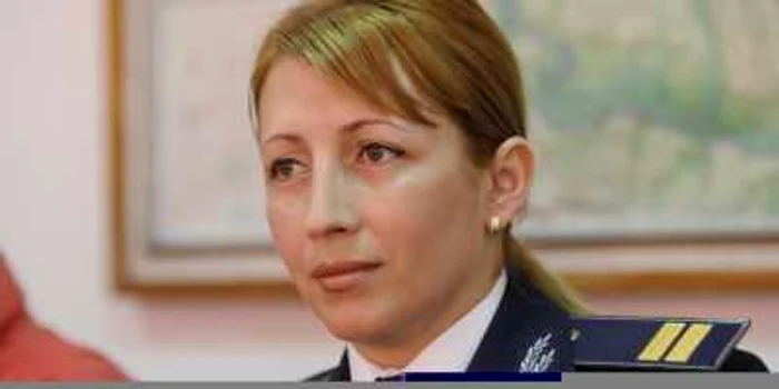 Agentul principal Corina Moraru de la Poliţia de Frontieră Mehedinţi FOTO Corina Macavei