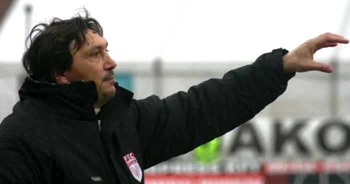 FOTBAL: Bonetti şi Ionel Ganea, prezentaţi oficial la Dinamo
