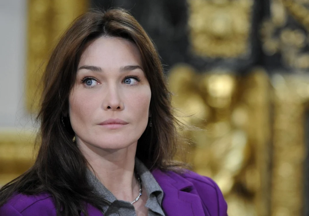 carla bruni spl327192 001 jpeg