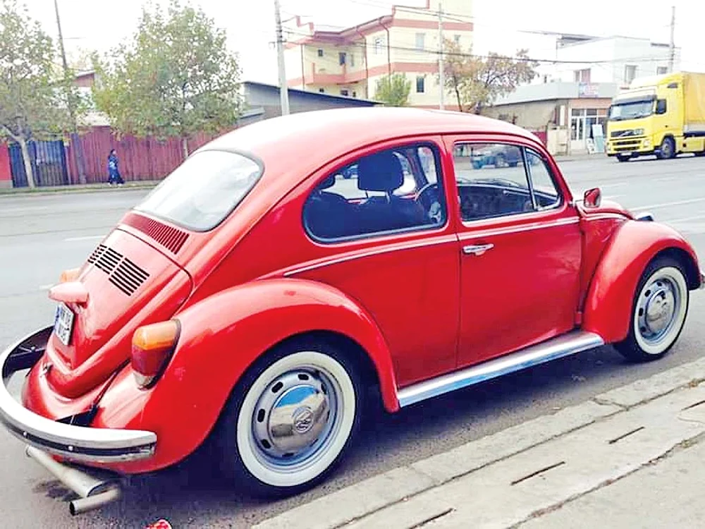 
     Ei  speră să dea lovitura  cu noua piesă ”Hopa, Hopa”  