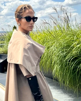 Jennifer Lopez la show-ul Dior de la Paris. FOTO: Instagram