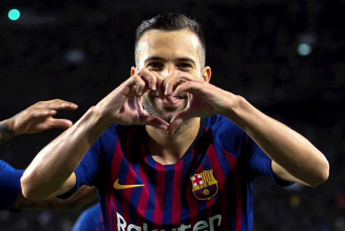 
    Jordi Alba nu mai are motive să zâmbească după ce hoții i-au spart casaFoto: EPA  