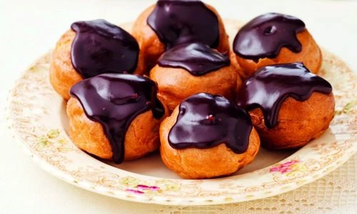gogosele cu crema de ciocolata jpeg