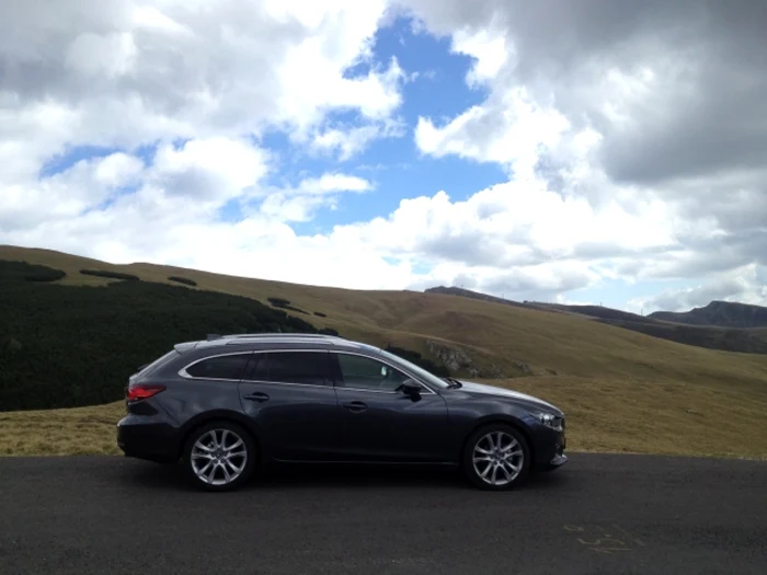 mazda pe transbucegi
