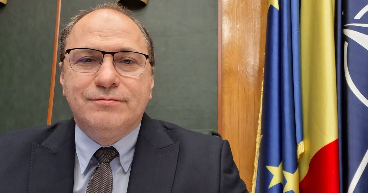 Cum justifică ministrul Educației tăierea burselor pentru elevi în vacanțe: „Confundăm bursa cu alocația”