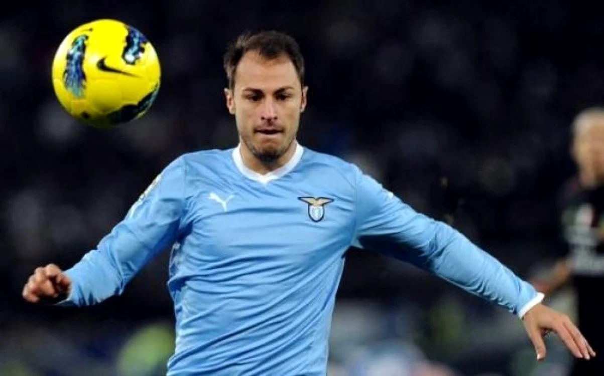 Ştefan Radu a prins un loc în cel mai bun 11 al lui Lazio din 2010 până în prezent.