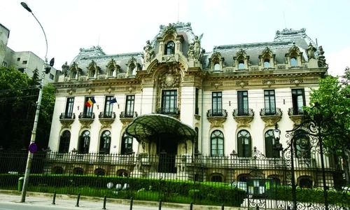 Incursiune în istoria tumultuoasă a Palatului Cantacuzino jpeg