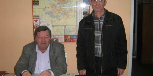 Ioan Hossu a împrumutat, dimineaţă, 2.000 de lei 