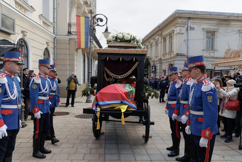 Secretomanie totală privind reînhumarea la Iași a ultimului domn al Moldovei. Autoritățile dau din colț în colț