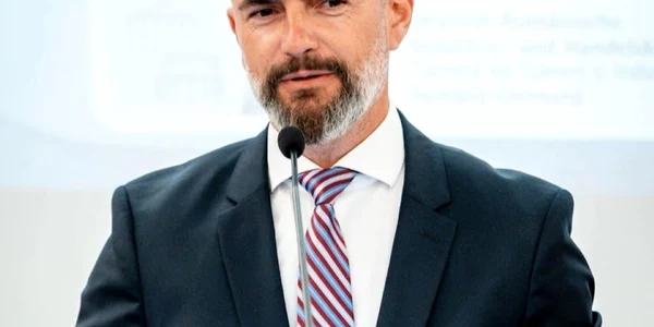 Dan Cărbunaru foto Facebook Dan Cărbunaru jpg