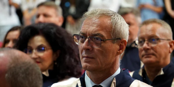 Ioan hathazi si a dat demisia din functia de decan jpg