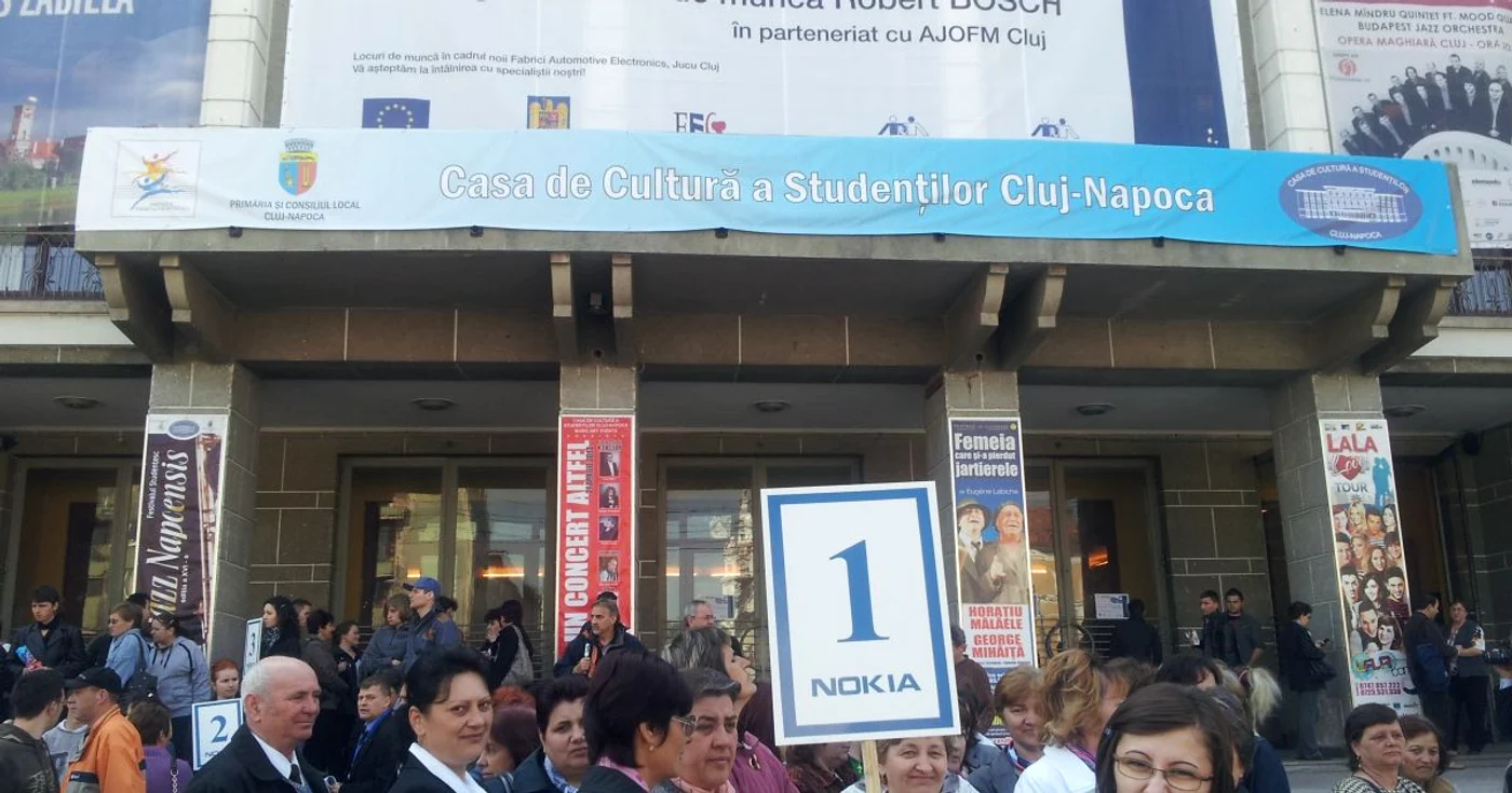 Foştii angajaţi de la Nokia au fost aduşi la târgul organizat pentru Bosch. FOTO: Remus Florescu