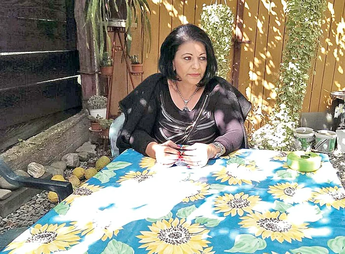Elena Cârstea, prietena din copilărie a lui Gyuri, se află zilele acestea la Agnita şi se ocupă de înmormântare
