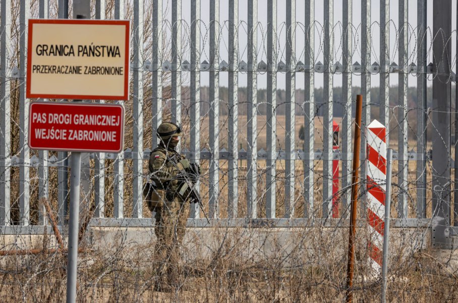 Panică în Polonia de teama unei agresiuni ruse în viitorul apropiat: Val record de înscrieri voluntare la antrenamente militare