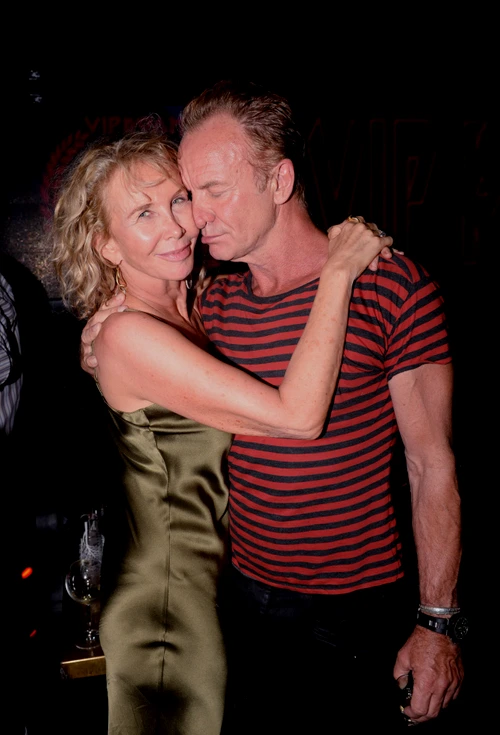 Exclusif Soirée au VIP Room à Saint Tropez jpeg