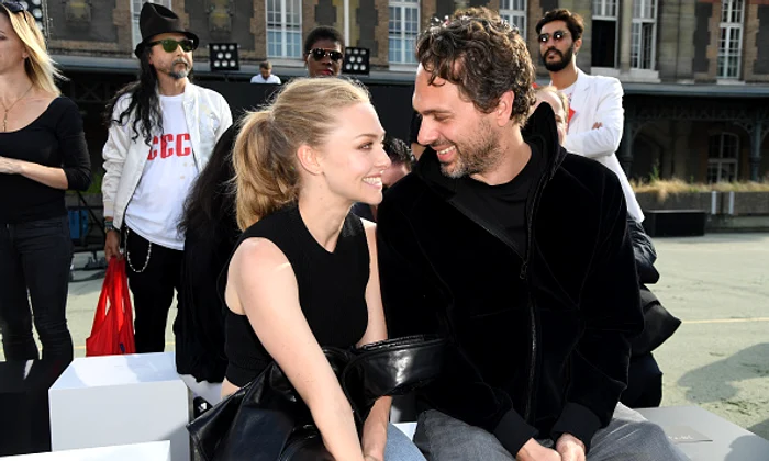 Givenchy : Front Row Paris Fashion Week Menswear Spring/Summer 2017 jpeg