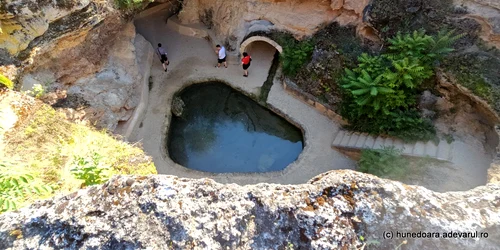 Geoagiu Băi, cascada clocota, germisara  Foto Daniel Guță  ADEVĂRUL (15) jpg