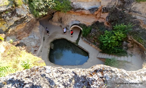 Geoagiu Băi, cascada clocota, germisara  Foto Daniel Guță  ADEVĂRUL (15) jpg