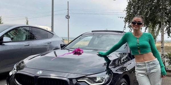 Alexia Eram și-a luat mașină de 70 000 de euro după America Express sursa Instagram 