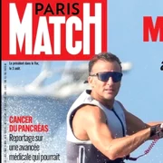 Macron pe skijet