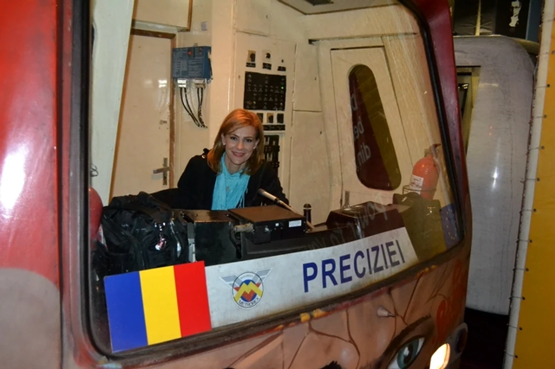 
    Roxana Ciuhulescu  