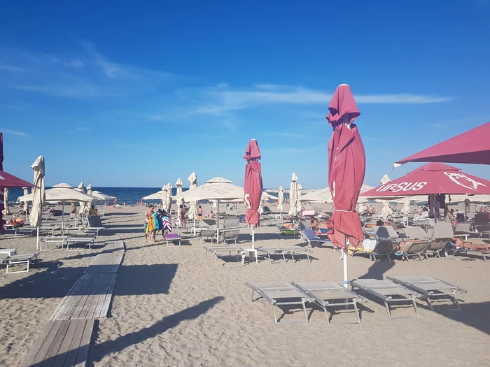 Plajele sunt mai mult goale în timpul săptămânii