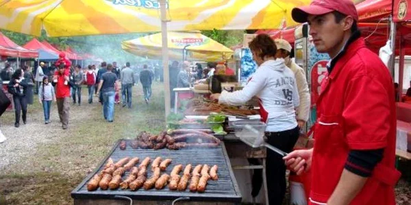 Micii vor sfârâii pe grătare la Drăgoieni