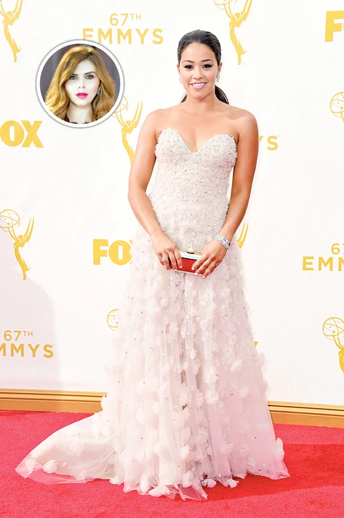 Locul 3. Gina Rodriguez, actriţă  (31 de ani); rochie:  Lorena Sârbu