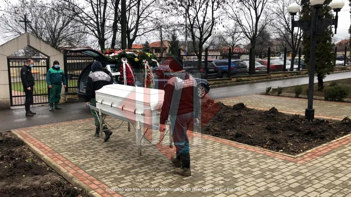 Mezzosoprana Maria Macsim Nicoară a fost înmormântată la cimitirul Sf. Petru și Pavel din Iași