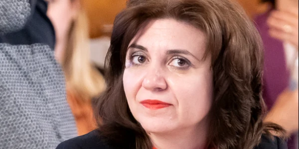 Monica Anisie - ministrul Educatiei FOTO gov.ro