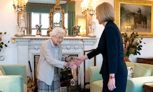 Elisabeta cu mâini vinete, Foto GettyImages jpg