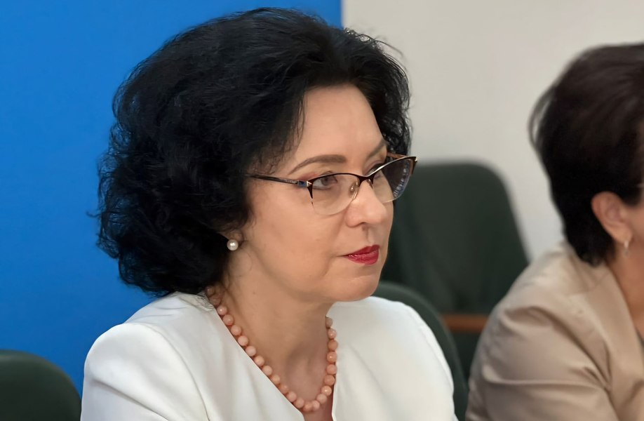  Luciana Antoci, numită consilier de stat în cadrul Cancelariei prim-ministrului: „Îmi doresc ca vocea colegilor mei profesori să fie ascultată”