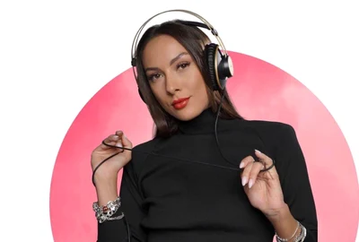 DJ Lalla Laura Rosca Sursa Facebook LR jpg